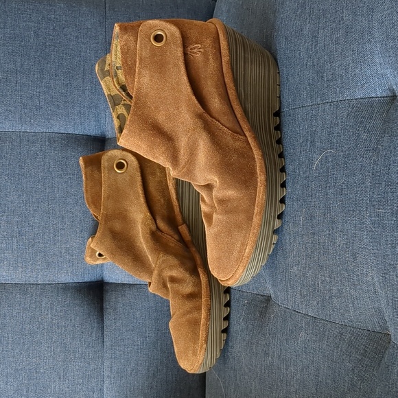 Fly London Yebi Wedge Ankle Bootie Size EU 38 Brown Suede NO LACES - Picture 4 of 5